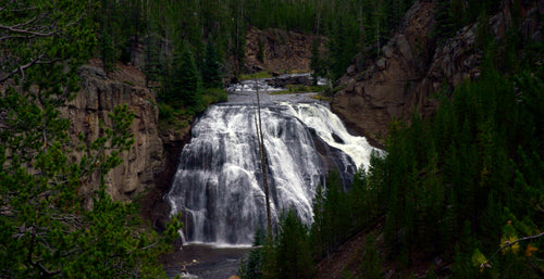 4K Screensaver | Gibbon Falls | Yellowstone National Park | My Blu Horizon