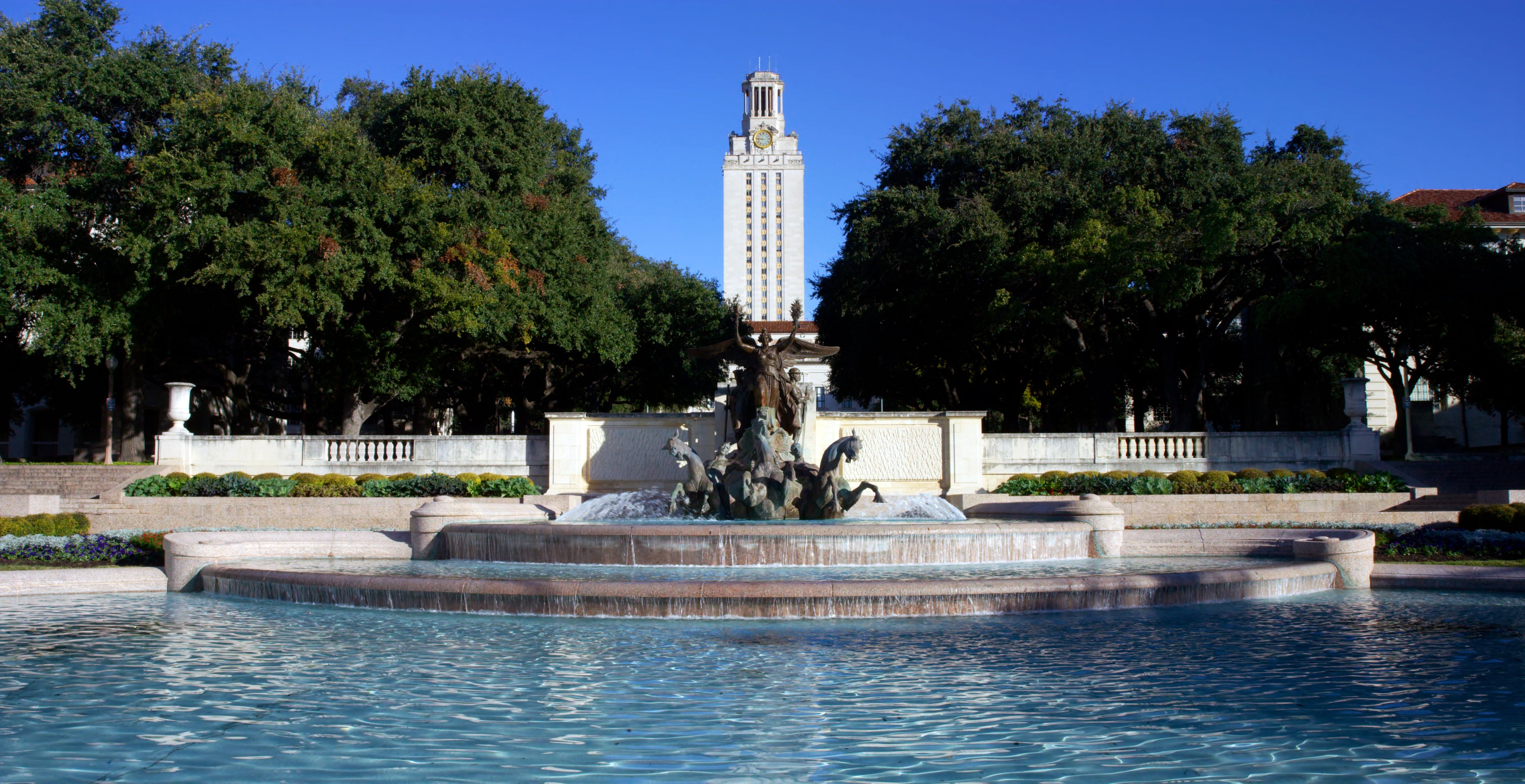 Littlefield Fountain 4K Computer Screensaver