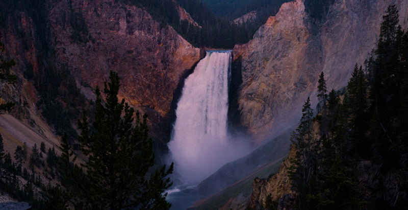 4K Screensaver | Lower Falls Waterfall, Yellowstone National Park