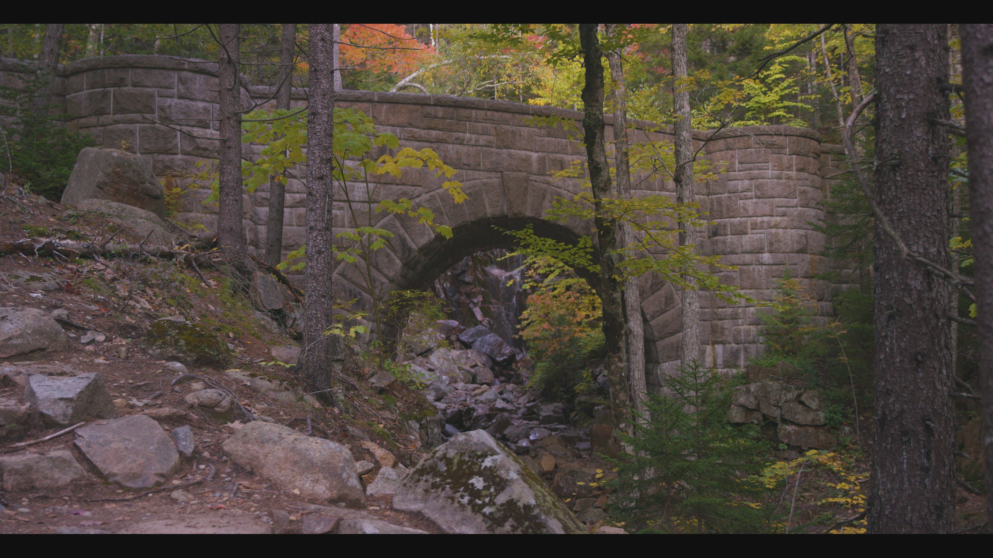 4K Screensaver | Waterfall Bridge | Acadia National Park | My Blu Horizon